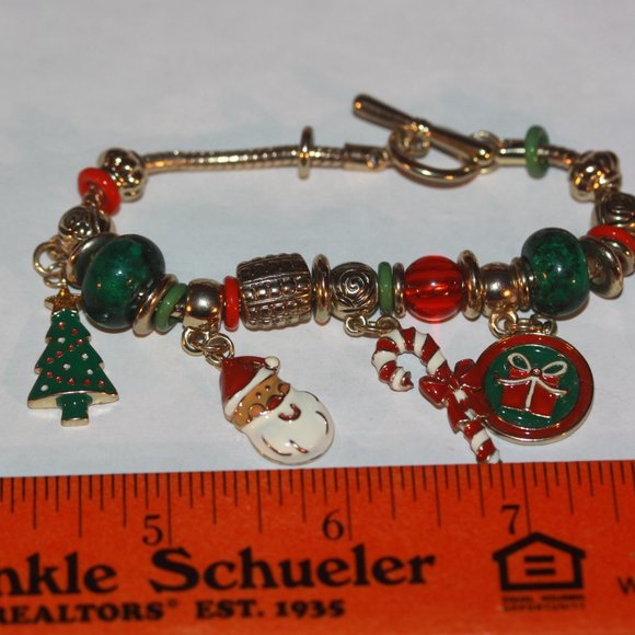 Christmas Toggle Silver Tone Dangle Charm Bracelet  Tree, snowman, present - Picture 4 of 4